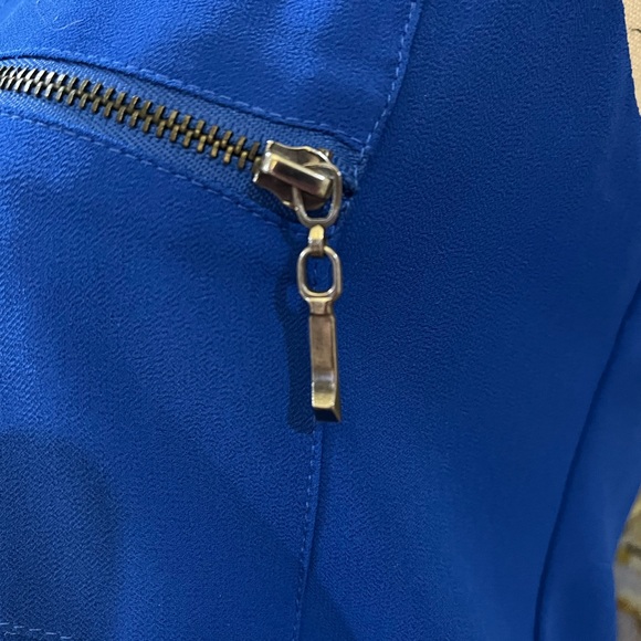 EUC MY MICHELLE Pretty Blue, Zipper Accented High/Low Tunic - Picture 4 of 13